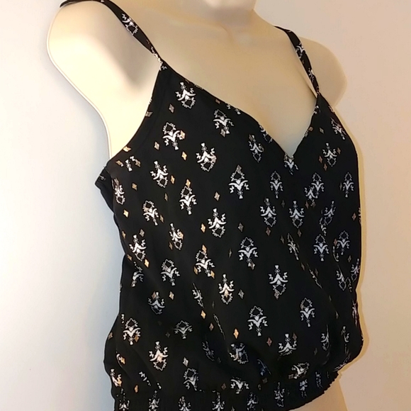 Rue 21 stretch waist crop camisole - Picture 2 of 8